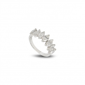 18K White Gold Marquise Cut Diamond 7 Stone Ring